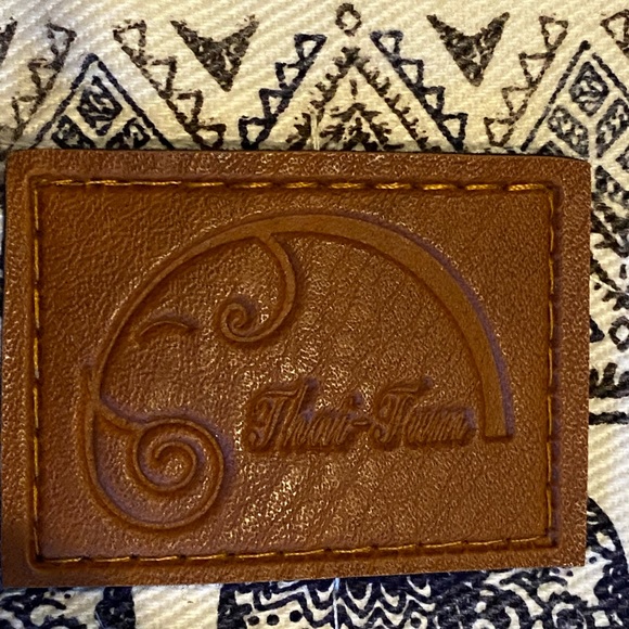 Thai Fam backpack - Picture 4 of 4